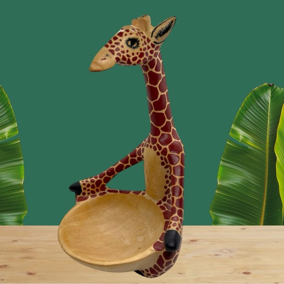 Painted Wood Giraffe Jewelry Ring Dish - Picture 3 of 8